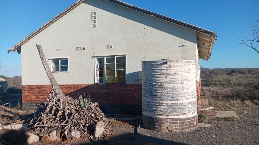 2 Bedroom Property for Sale in Aberdeen Eastern Cape